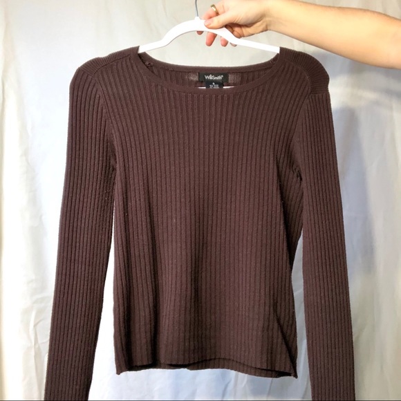 Form fitting dark brown lined long sleeve - Picture 4 of 4